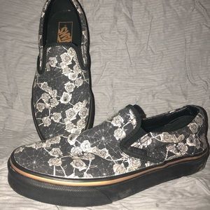 LIMITED ADDITION TATTOO VANS